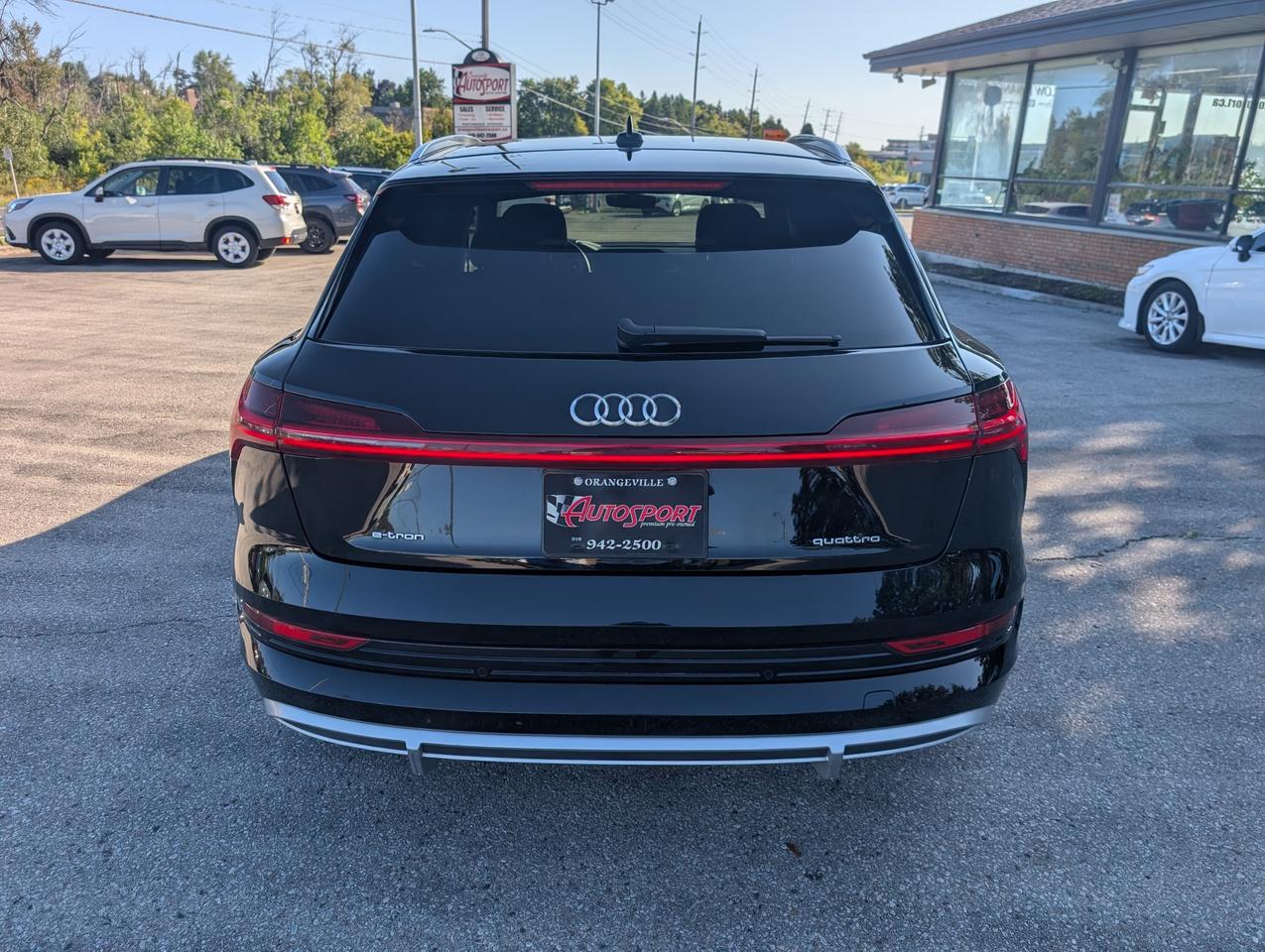 2022 Audi E-Tron 55 Technik 4dr All-Wheel Drive quattro Sport Utility Photo