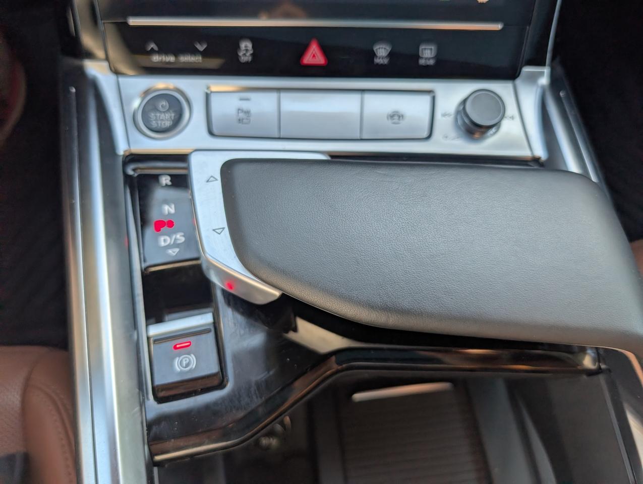 2022 Audi E-Tron 55 Technik 4dr All-Wheel Drive quattro Sport Utility Photo
