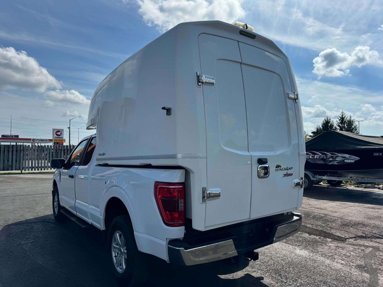 2022 Ford F-150 XL W/ SPACE CAP 4x4 Certified Photo2