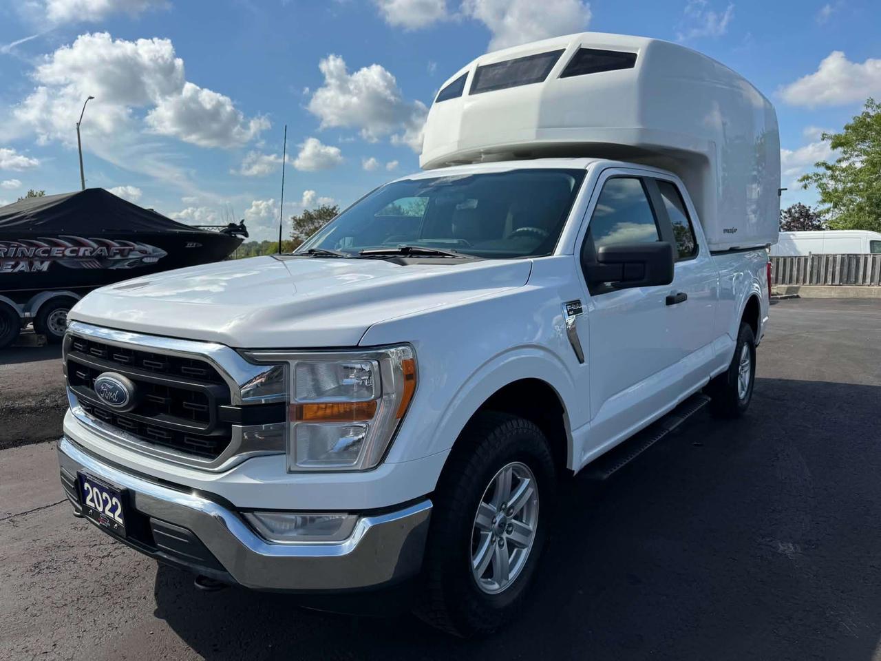 2022 Ford F-150 XL W/ SPACE CAP 4x4 Certified Photo0