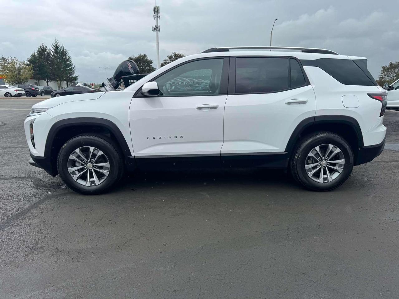 2025 Chevrolet Equinox AWD LT - LOW KM - CERTIFIED Photo