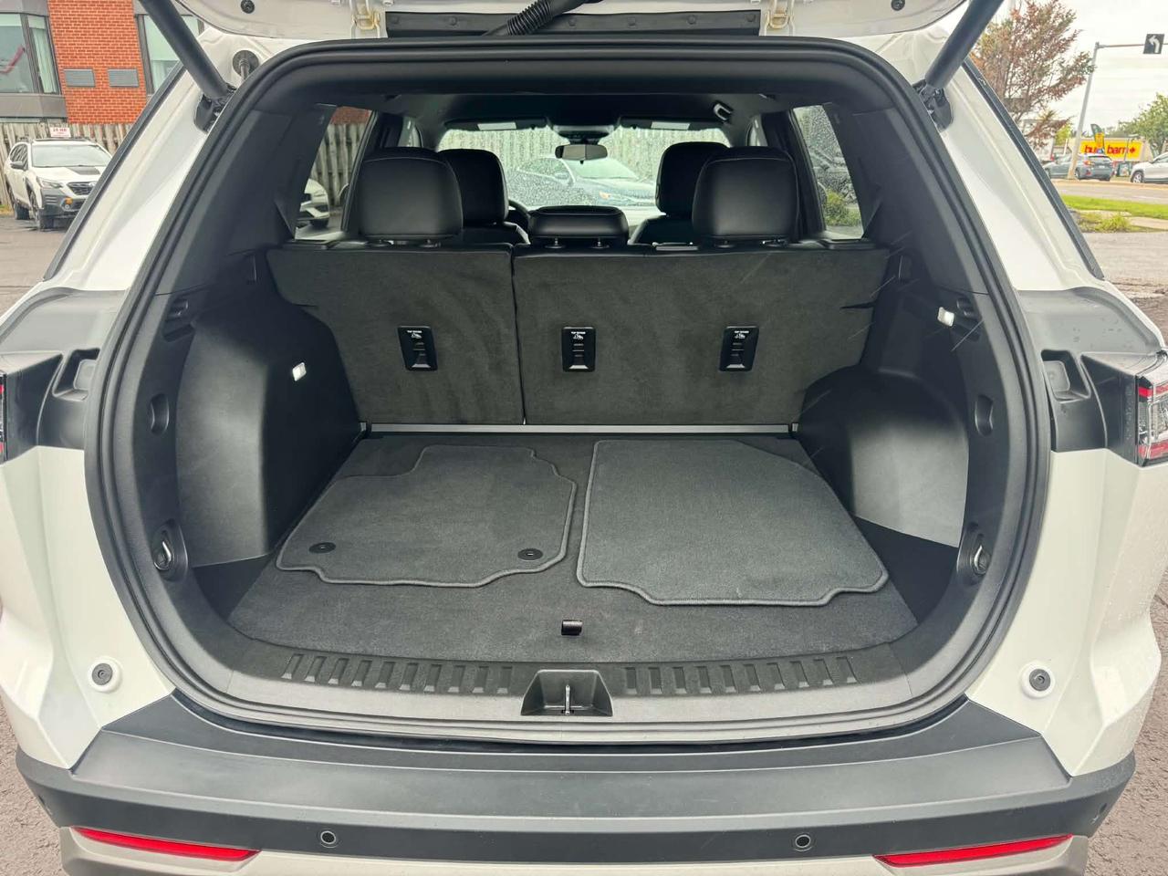 2025 Chevrolet Equinox AWD LT - LOW KM - CERTIFIED Photo