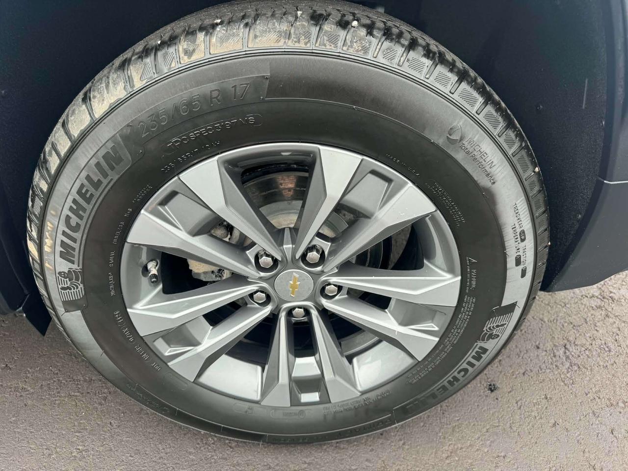 2025 Chevrolet Equinox AWD LT - LOW KM - CERTIFIED Photo