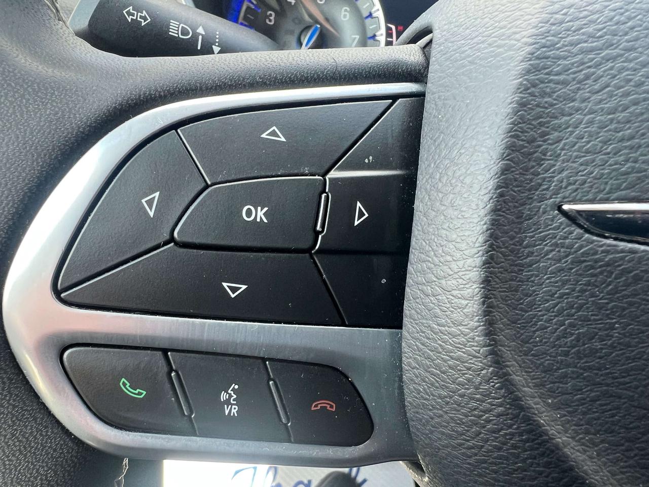 2024 Chrysler Grand Caravan SXT *FULL STOW-N-GO *HEATED SEATS *PWR DOORS/GATE Photo