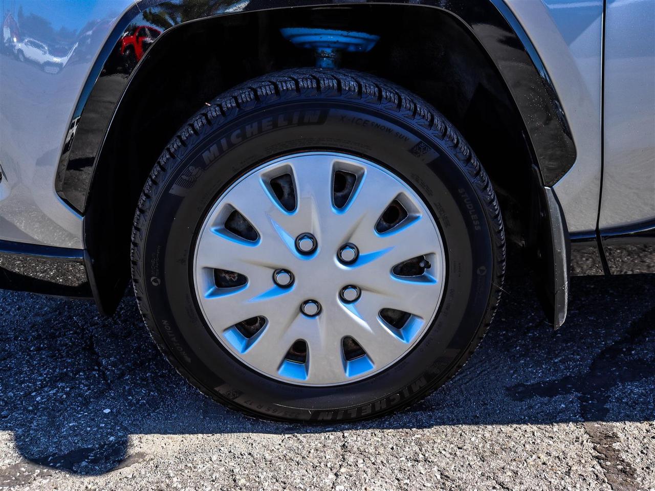 2022 Toyota RAV4 Hybrid Hybrid XSE Photo