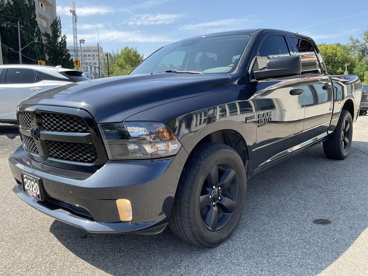 2020 RAM 1500 Express Crew Cab SWB 4WD - HEMI! BACK-UP CAM! REMOTE START! HTD SEATS! Photo2