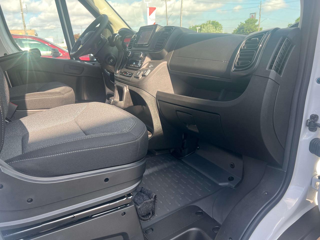 2025 RAM ProMaster 3500 High Roof 136 WB *4,555 LBS PAYLOAD *2 KEYS Photo