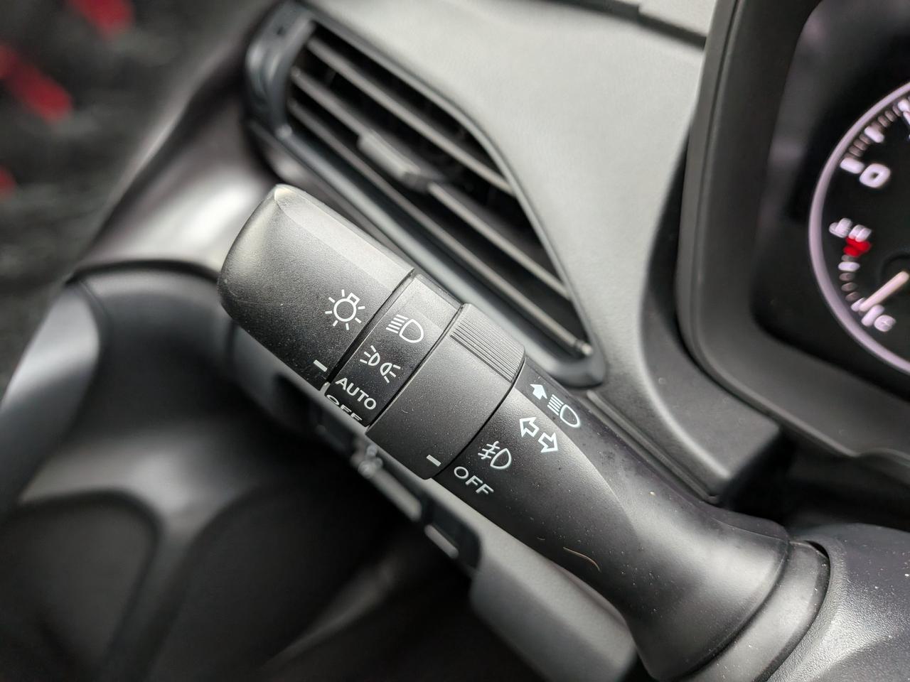 2024 Subaru Impreza Touring 4dr Hatchback Photo