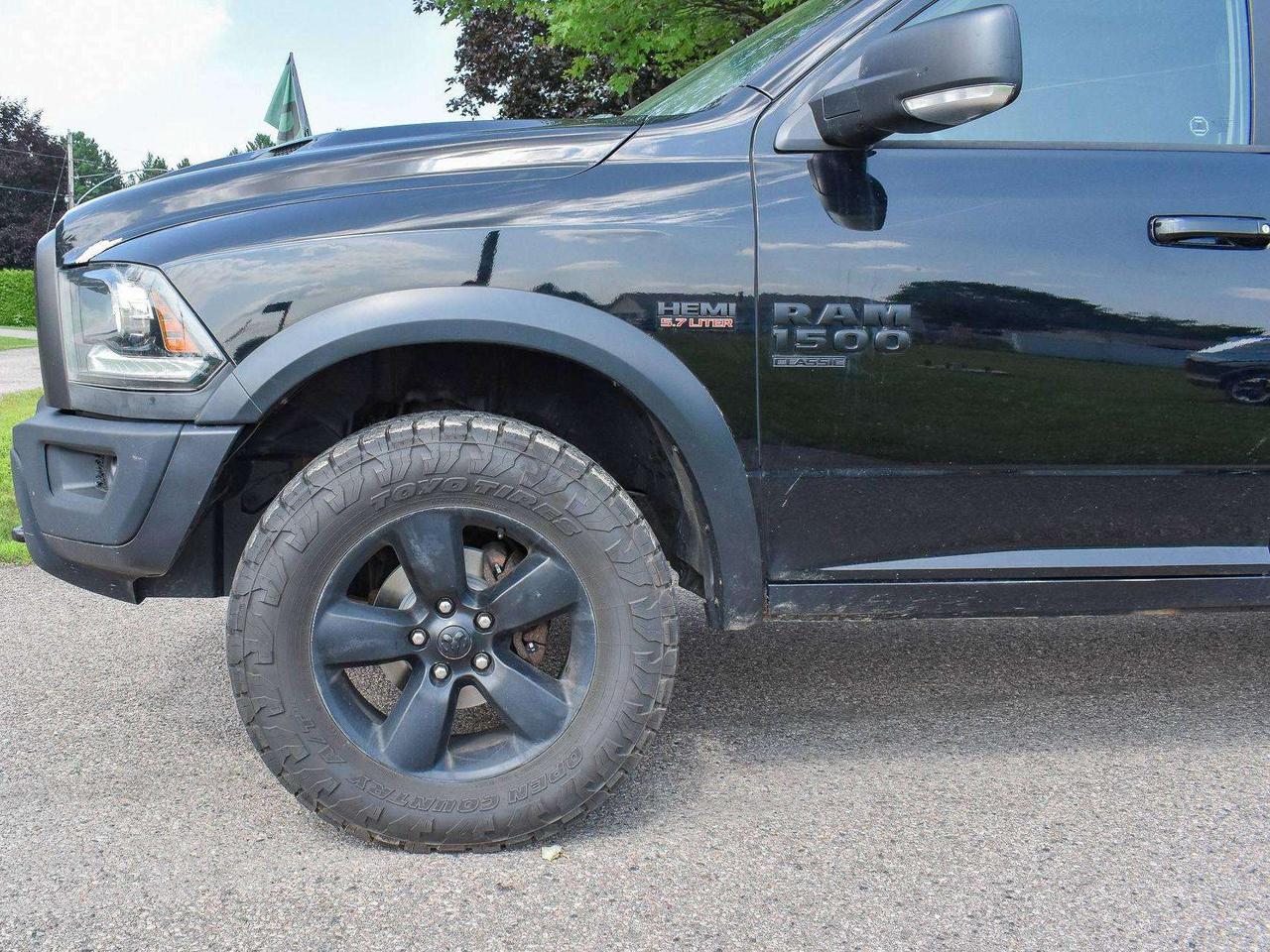 2019 RAM 1500 Warlock Photo3
