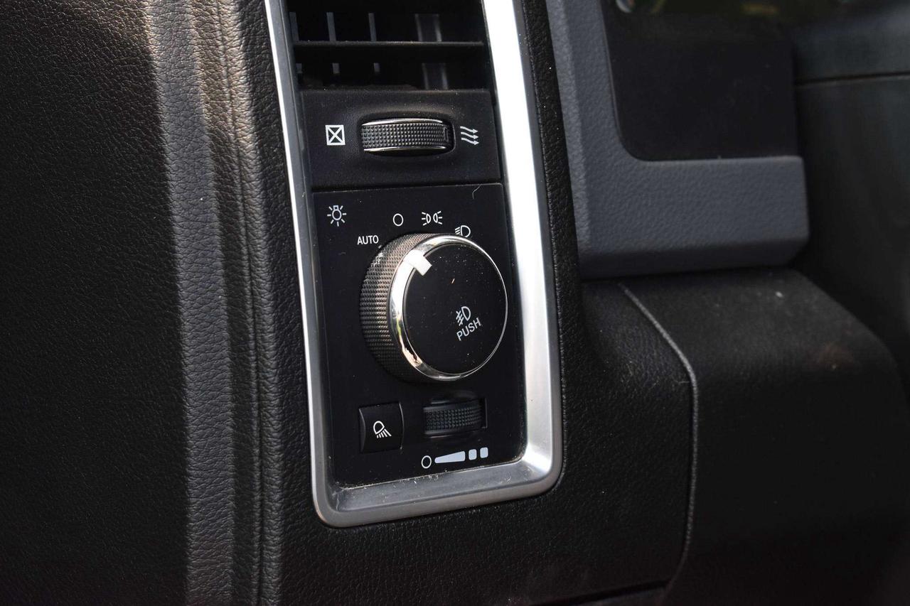 2019 RAM 1500 Warlock Photo
