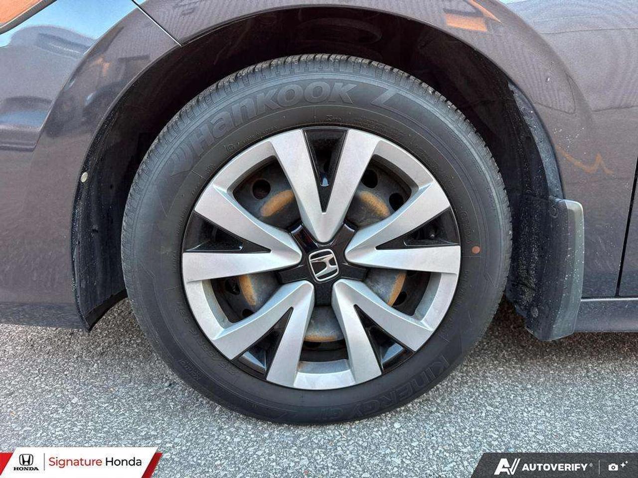 2022 Honda Civic LX Photo