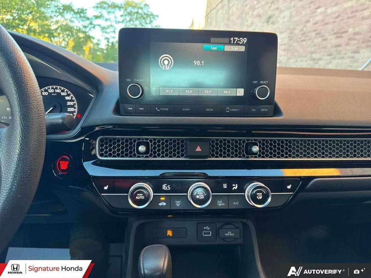 2022 Honda Civic LX Photo