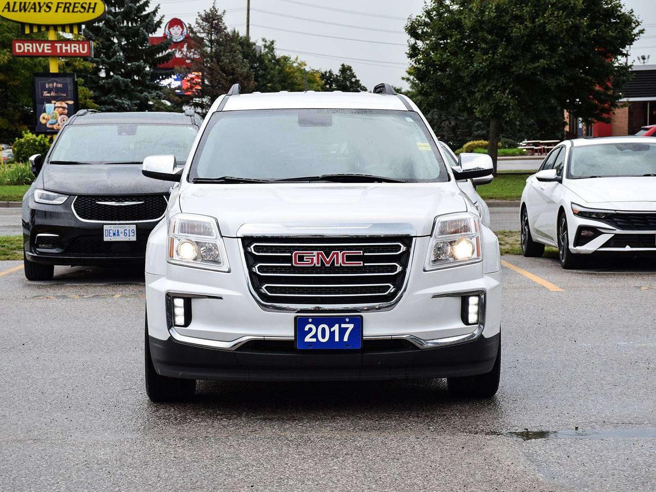2017 GMC Terrain SLE ~Heated Seats ~Blind Spot ~Bluetooth ~Camera Photo1