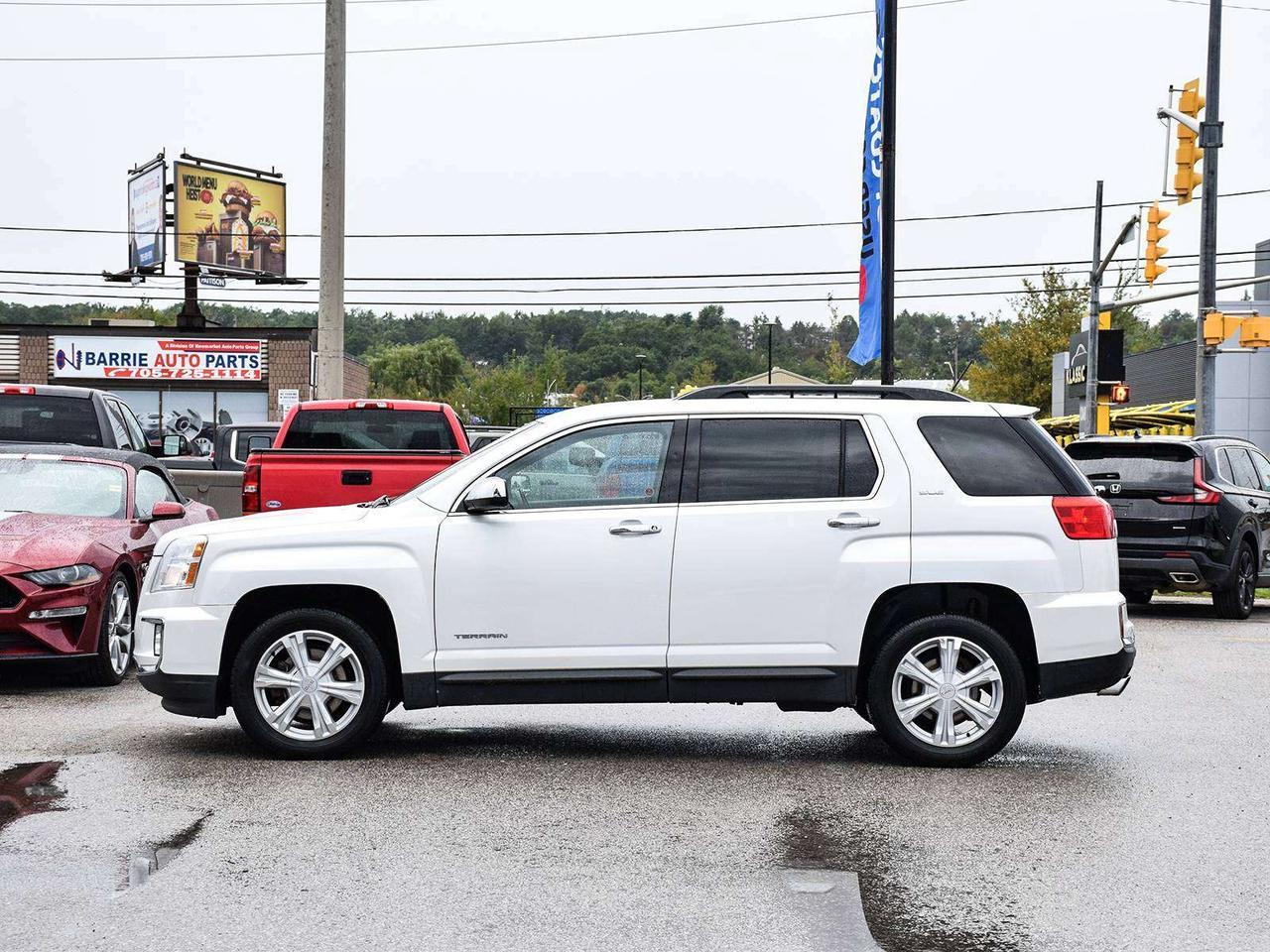 2017 GMC Terrain SLE ~Heated Seats ~Blind Spot ~Bluetooth ~Camera Photo