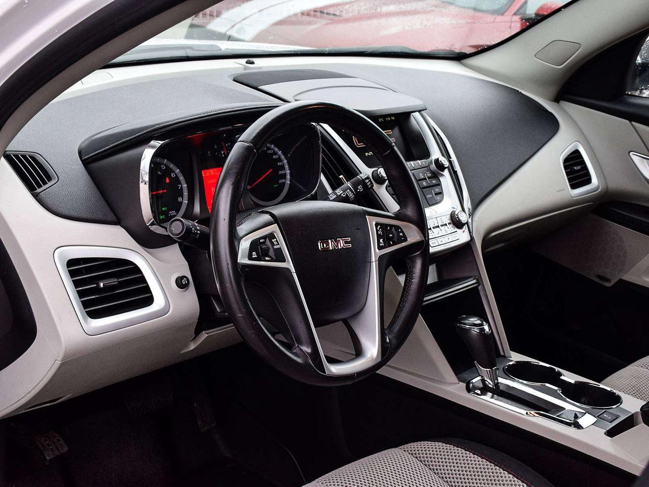 2017 GMC Terrain SLE ~Heated Seats ~Blind Spot ~Bluetooth ~Camera Photo