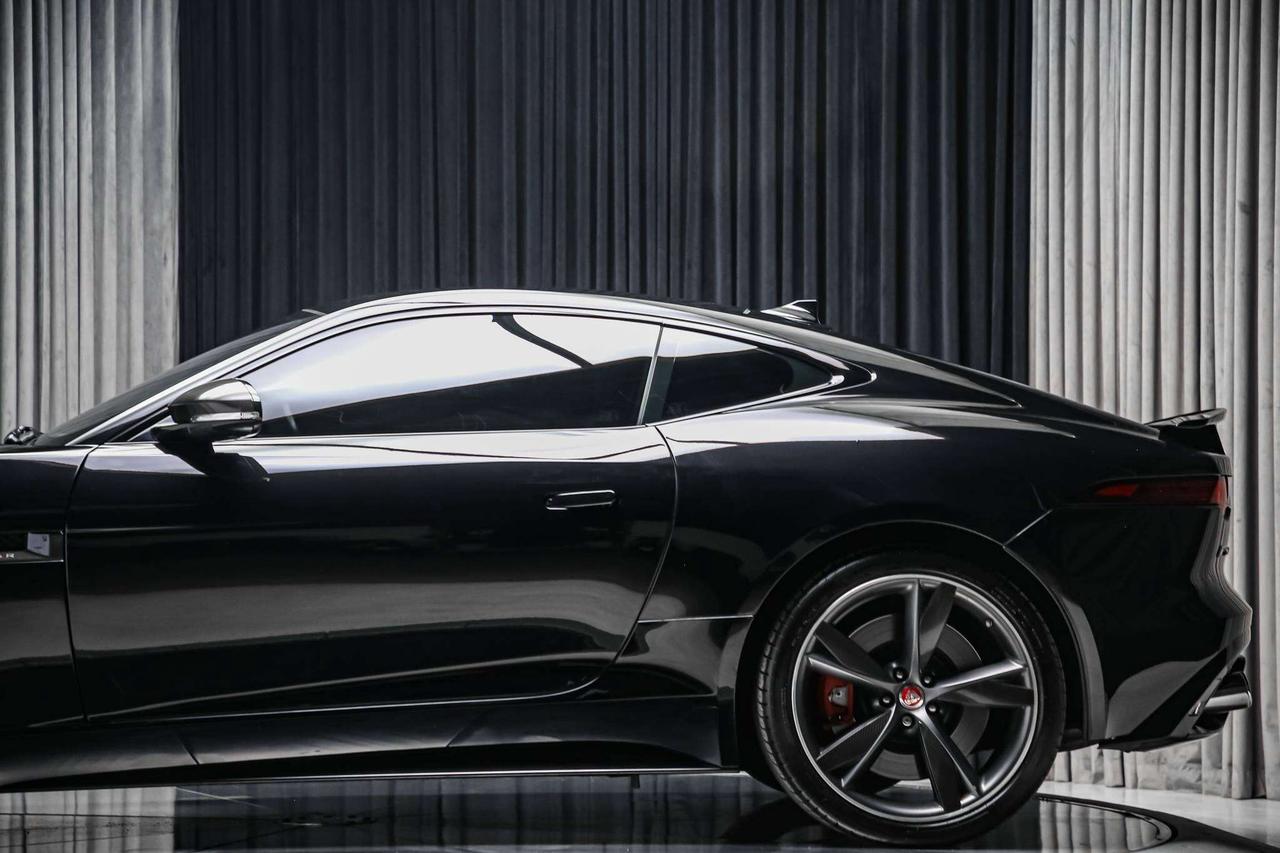 2019 Jaguar F-Type R AWD 550HP NOACCIDENT SERVICERECS REDINT SELFPARK Photo