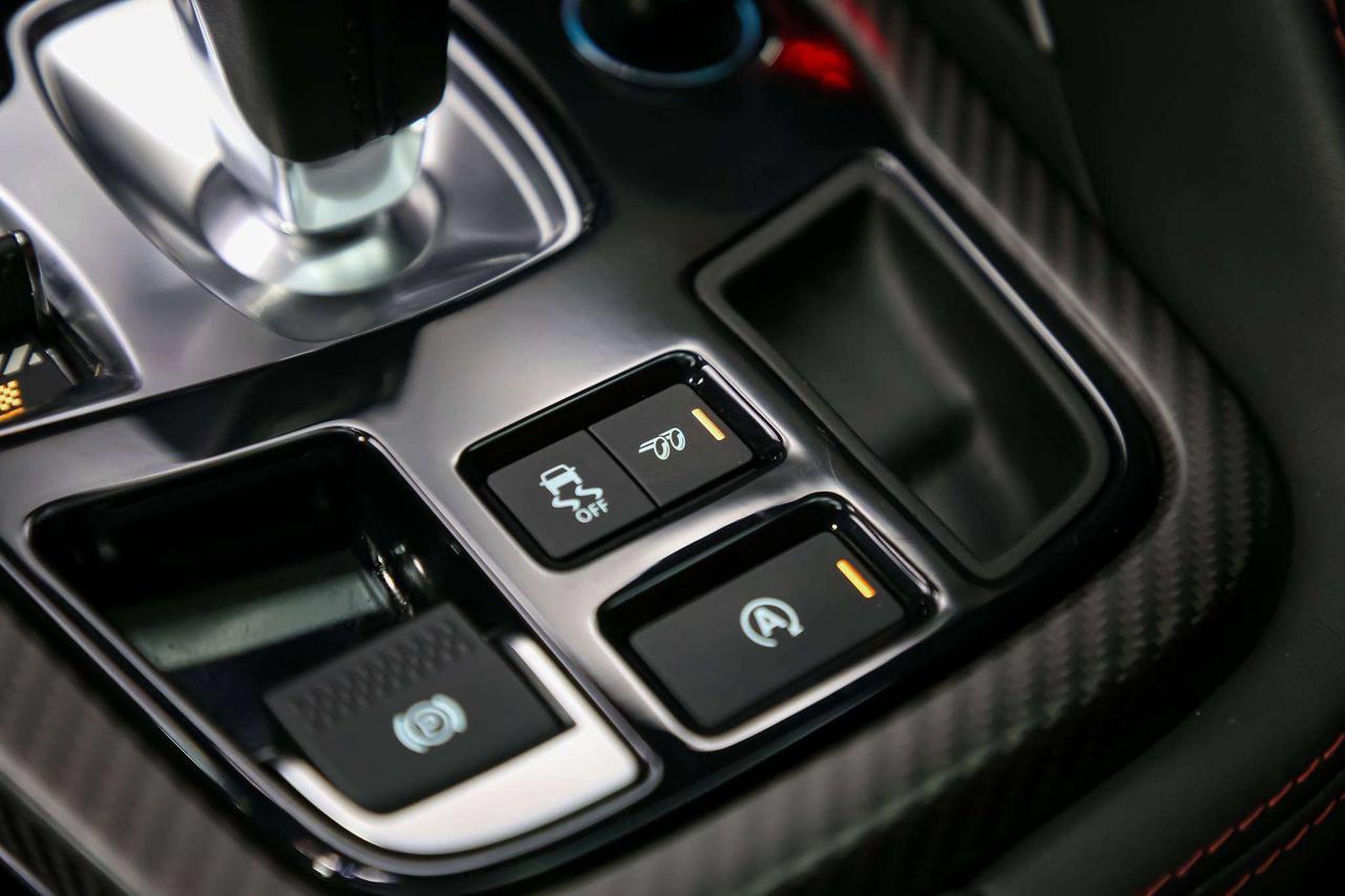 2019 Jaguar F-Type R AWD 550HP NOACCIDENT SERVICERECS REDINT SELFPARK Photo