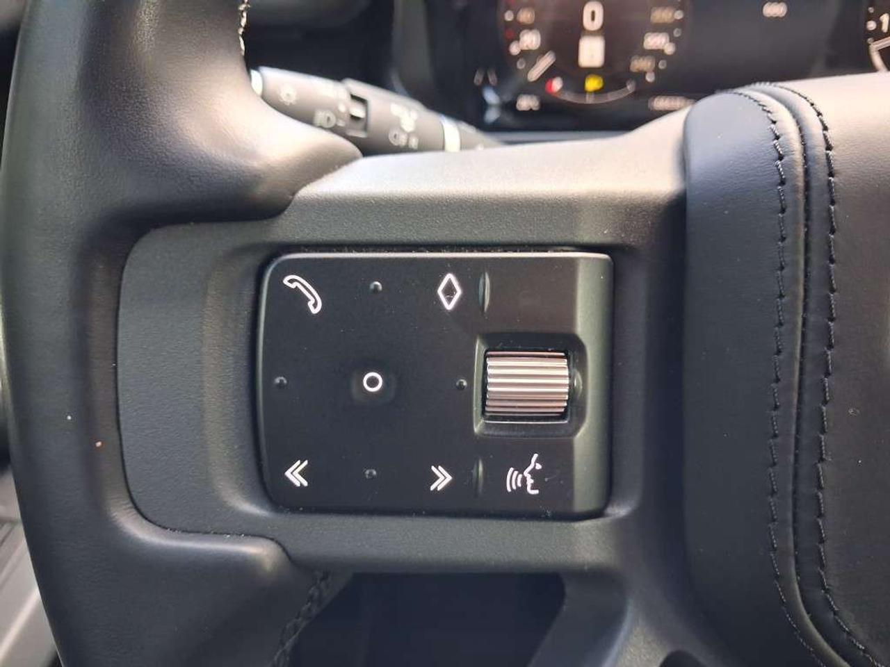 2023 Land Rover Defender 130 X AWD Photo