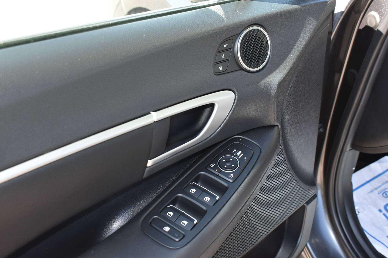 2024 Hyundai Sonata Preferred-Trend Photo