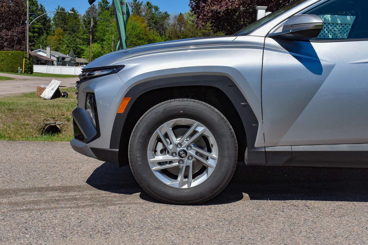 2026 Hyundai Tucson Preferred Photo3