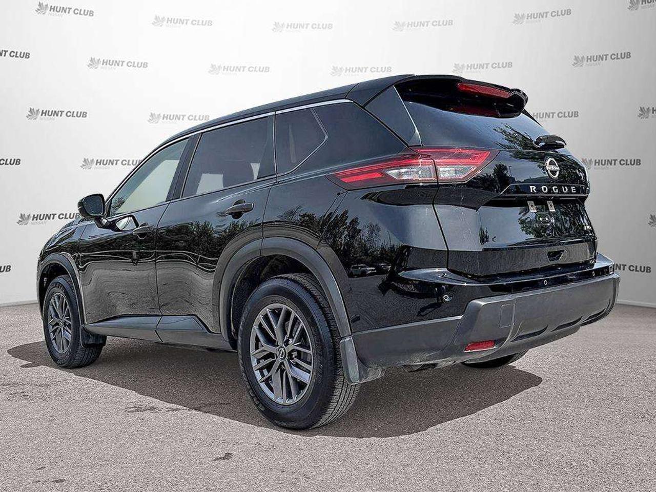2024 Nissan Rogue S Photo