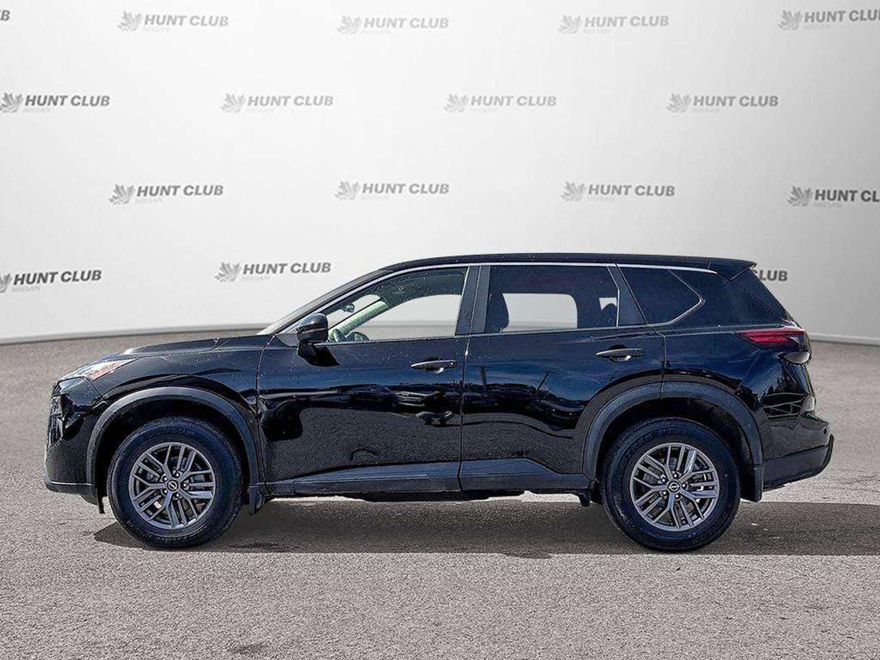 2024 Nissan Rogue S Photo2