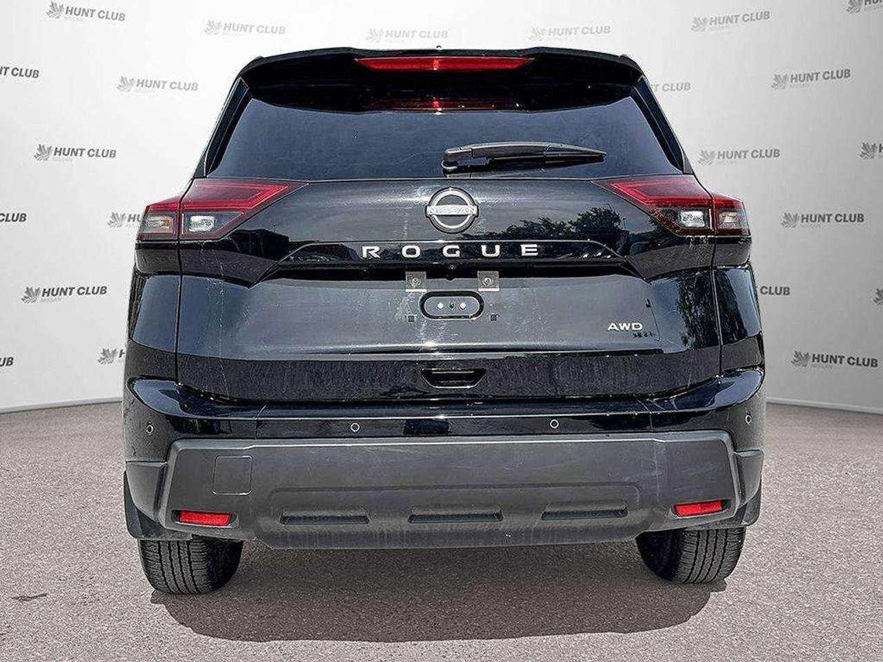 2024 Nissan Rogue S Photo
