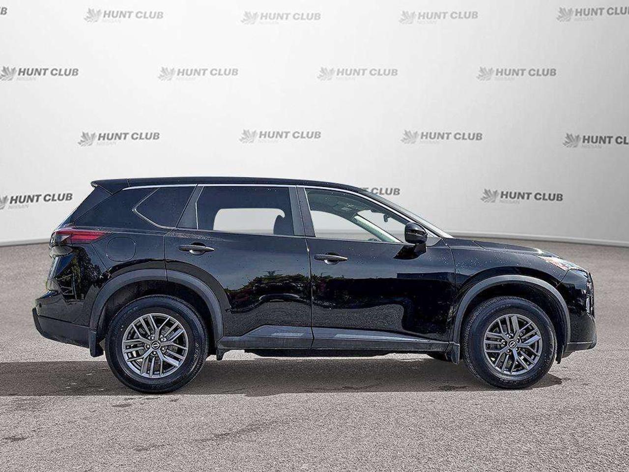 2024 Nissan Rogue S Photo