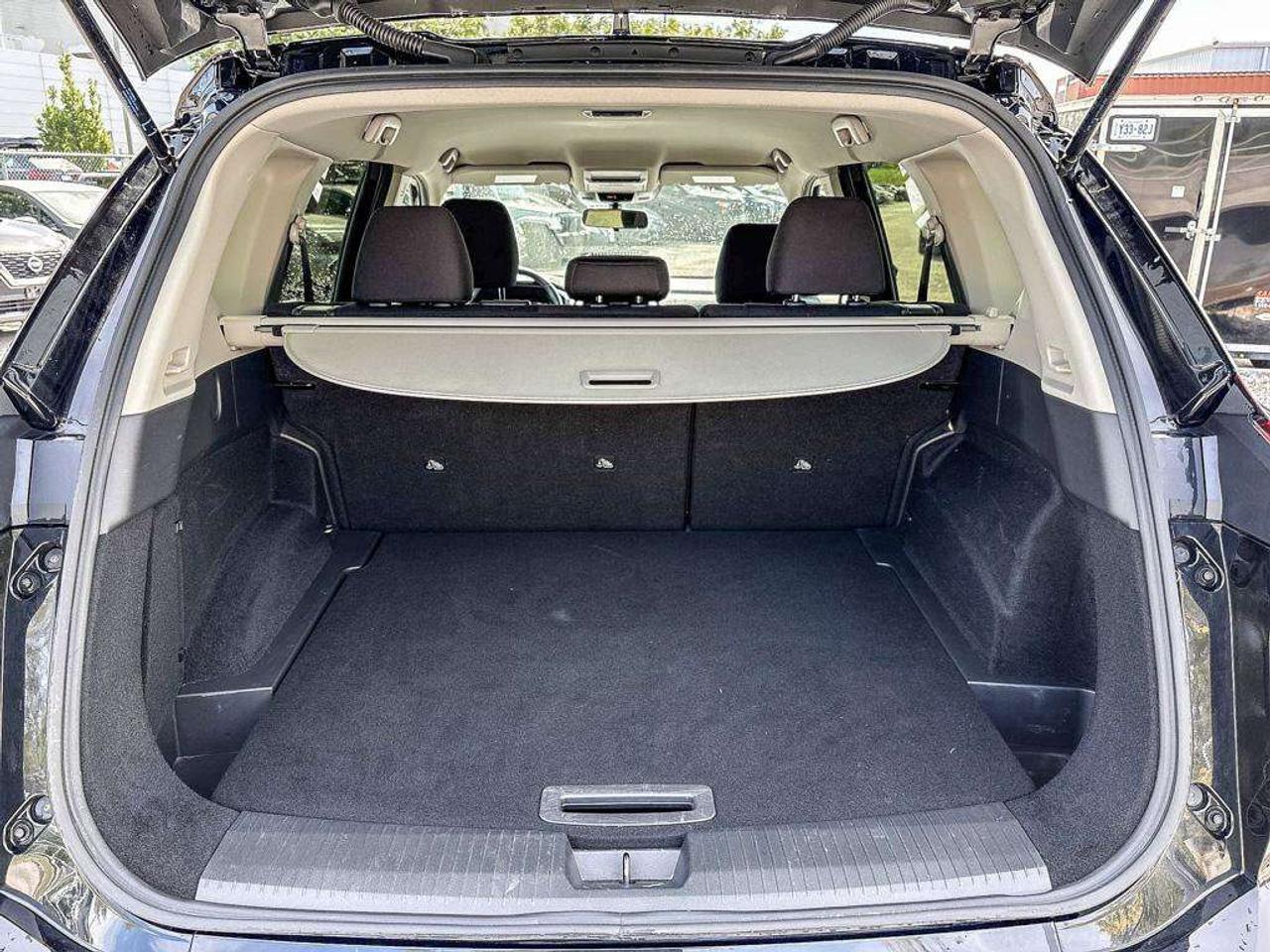 2024 Nissan Rogue S Photo