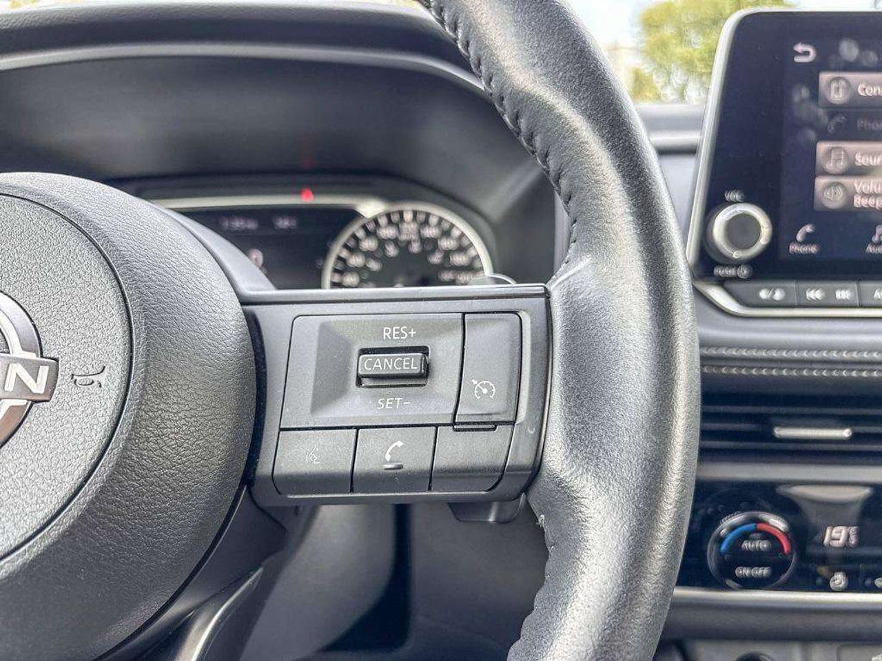 2024 Nissan Rogue S Photo