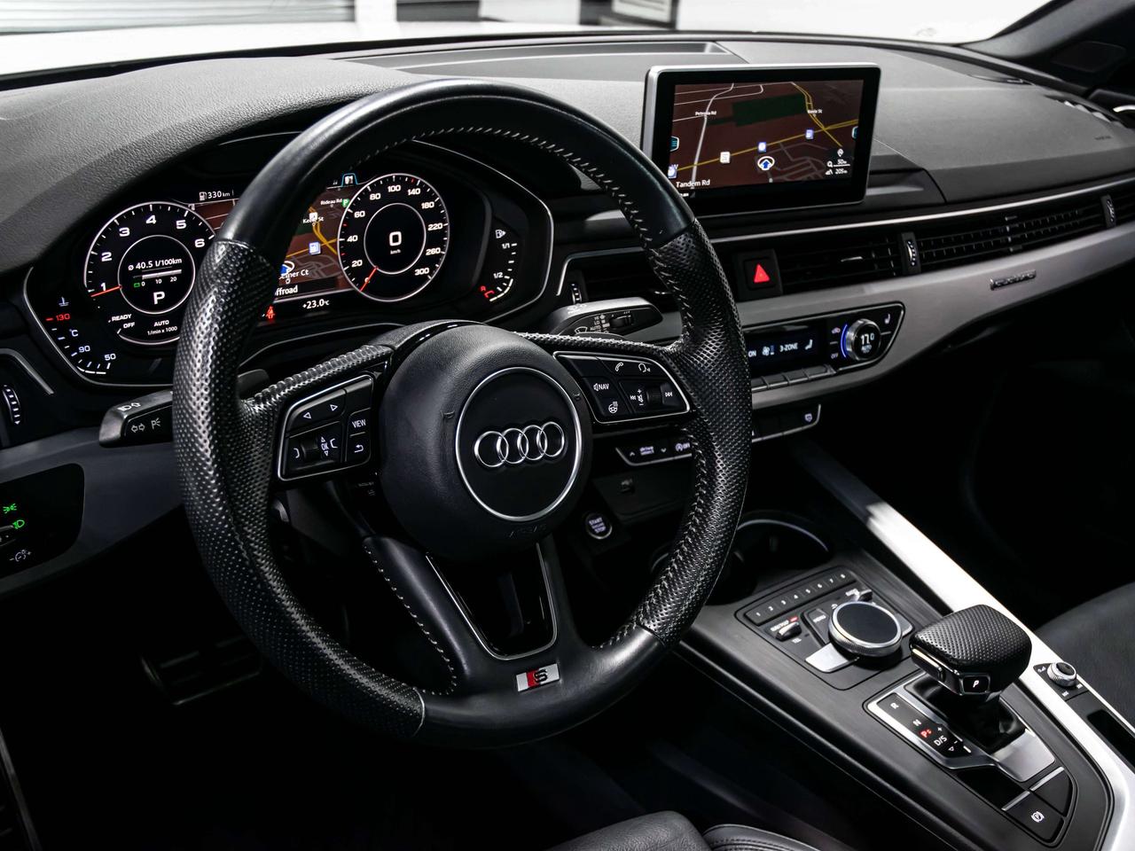 2019 Audi A4 TECHNIK BLIND SPOTS NAVI REAR VIEW CAMERA Photo