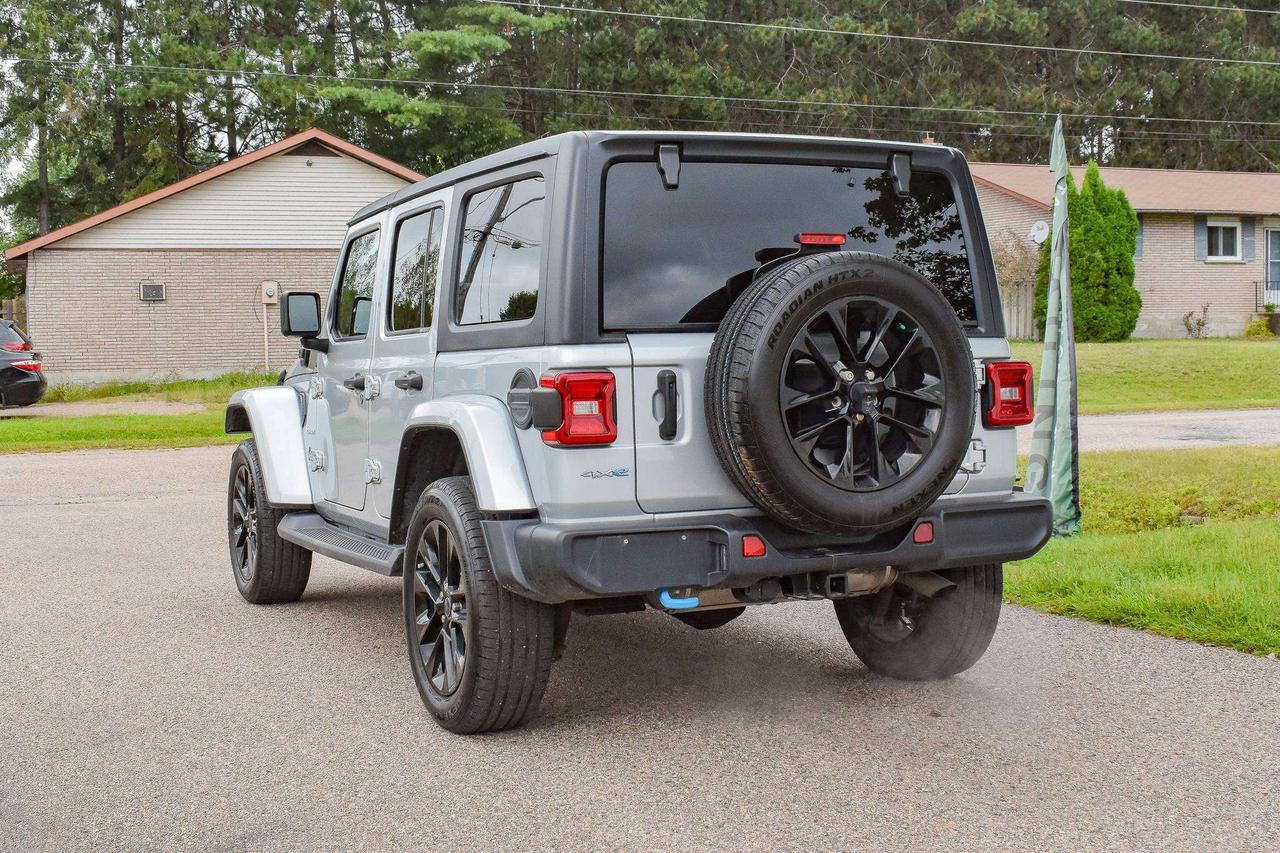 2024 Jeep Wrangler Sahara Photo