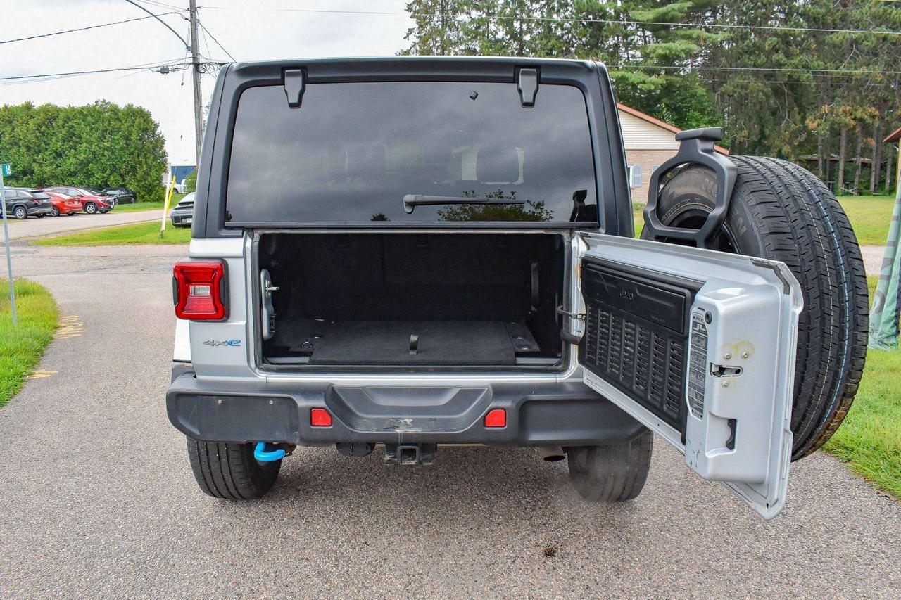 2024 Jeep Wrangler Sahara Photo