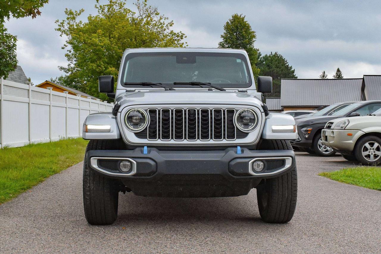 2024 Jeep Wrangler Sahara Photo