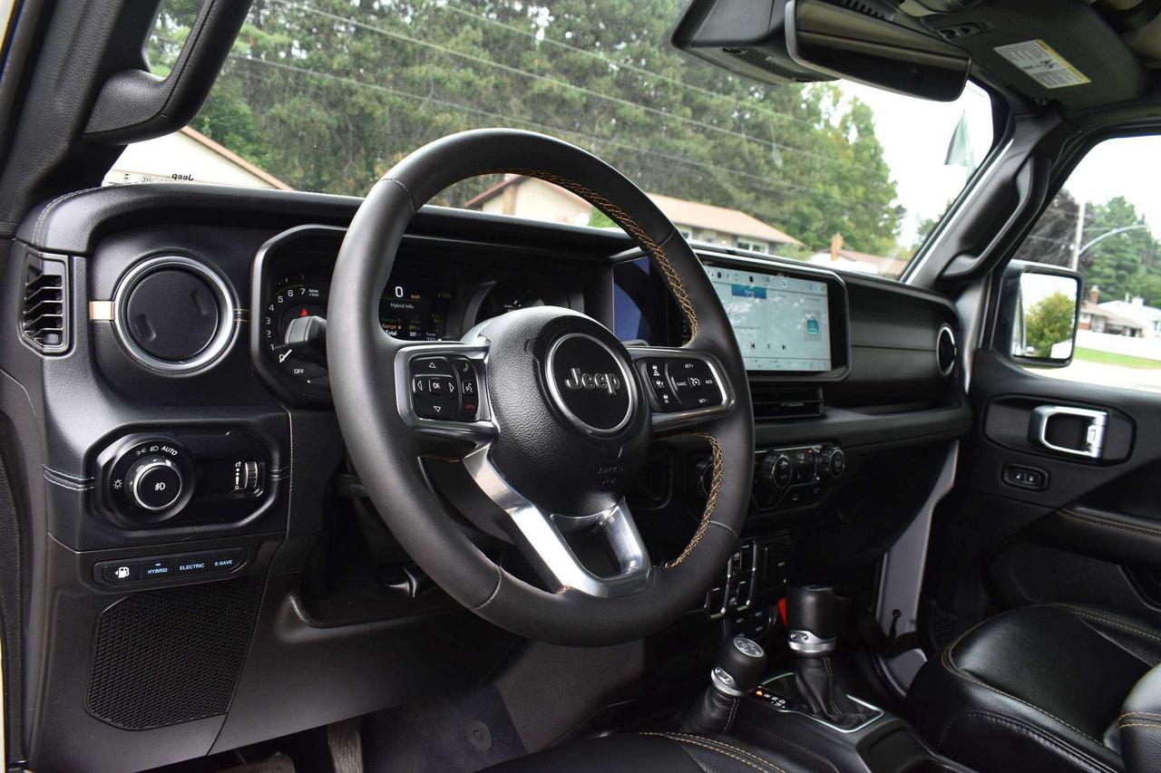 2024 Jeep Wrangler Sahara Photo