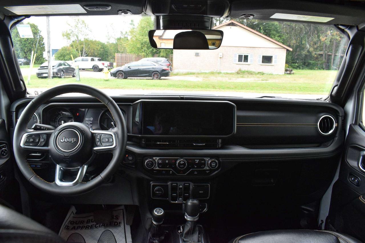 2024 Jeep Wrangler Sahara Photo