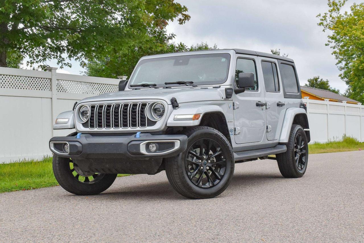 2024 Jeep Wrangler Sahara Photo0