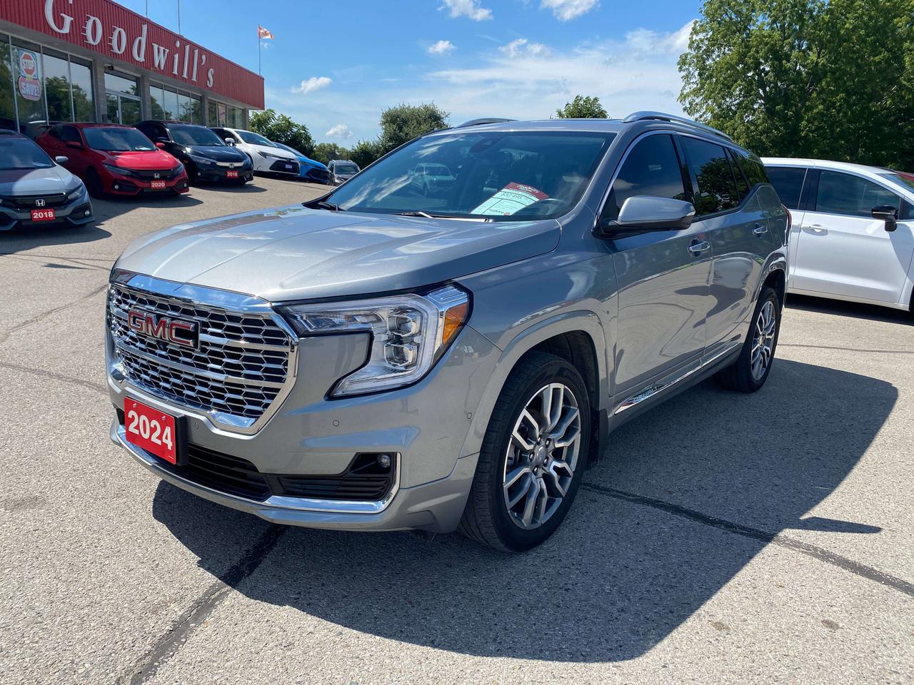 2024 GMC Terrain DENALI, CLEAN CARFAX, REMOTE START, LEATHER! Photo
