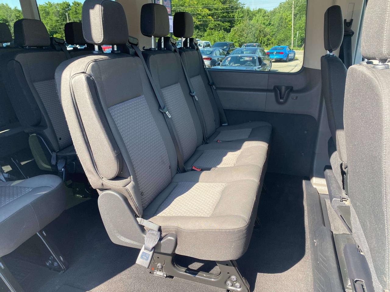 2024 Ford Transit Passenger Wagon XL, CLEAN CARFAX, BACK UP CAMERA! Photo