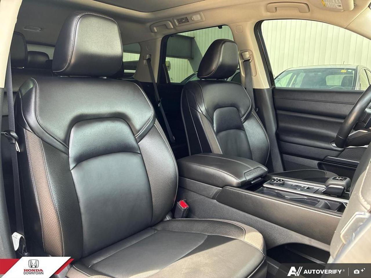 2024 Nissan Pathfinder SL 4dr 4x4 Photo