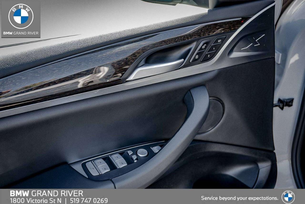 2025 BMW X4 xDrive30i 4dr All-Wheel Drive Sports Activity Coupe Photo