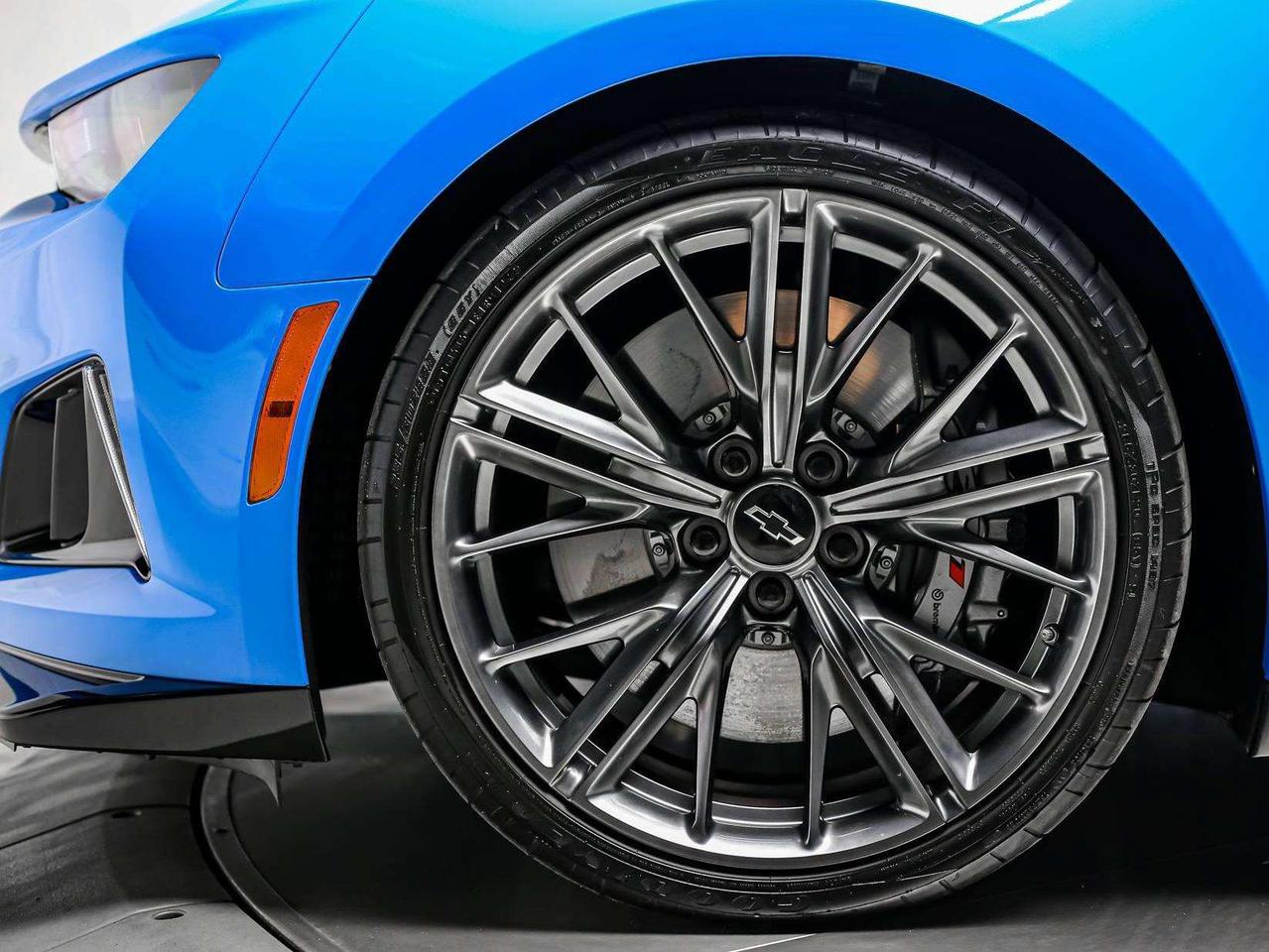 2022 Chevrolet Camaro ZL1 COUPE MANUAL 650HP NOACCIDNT SUNROOF LOWKM Photo
