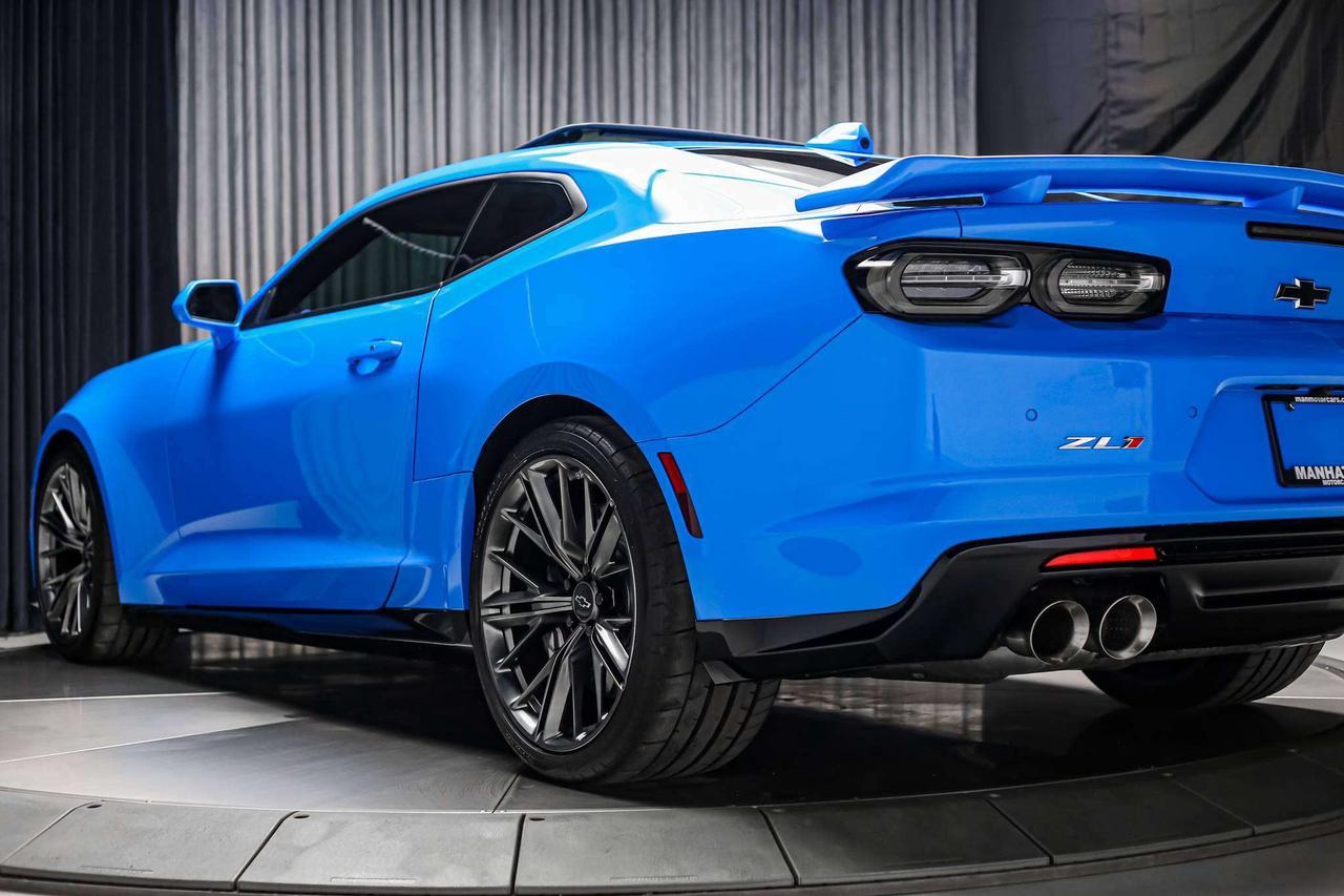 2022 Chevrolet Camaro ZL1 COUPE MANUAL 650HP NOACCIDNT SUNROOF LOWKM Photo