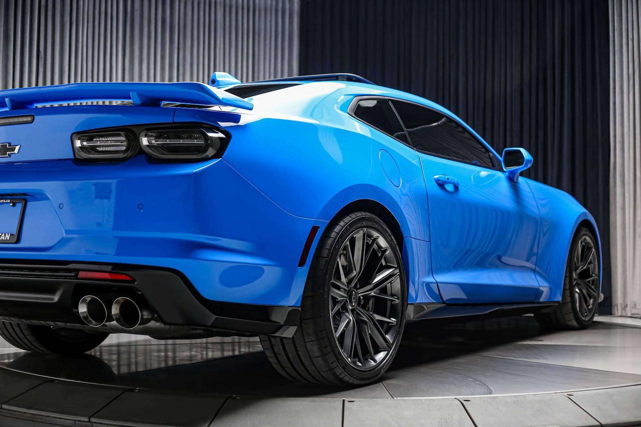 2022 Chevrolet Camaro ZL1 COUPE MANUAL 650HP NOACCIDNT SUNROOF LOWKM Photo
