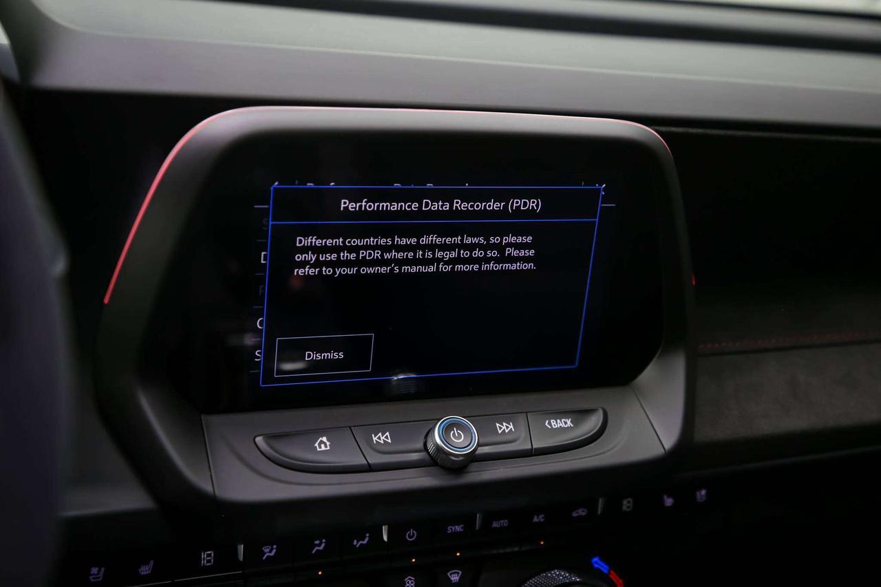 2022 Chevrolet Camaro ZL1 COUPE MANUAL 650HP NOACCIDNT SUNROOF LOWKM Photo