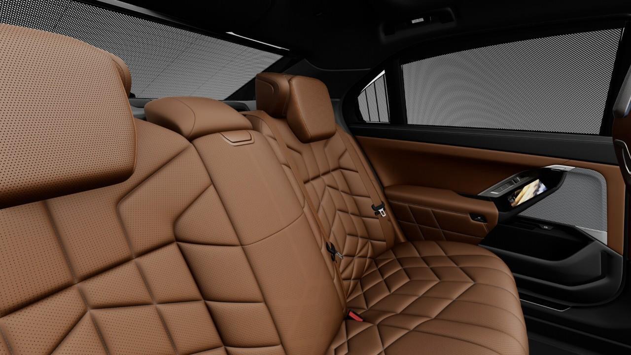 2027 BMW 740 xDrive MSE 4dr All-Wheel Drive Sedan Photo