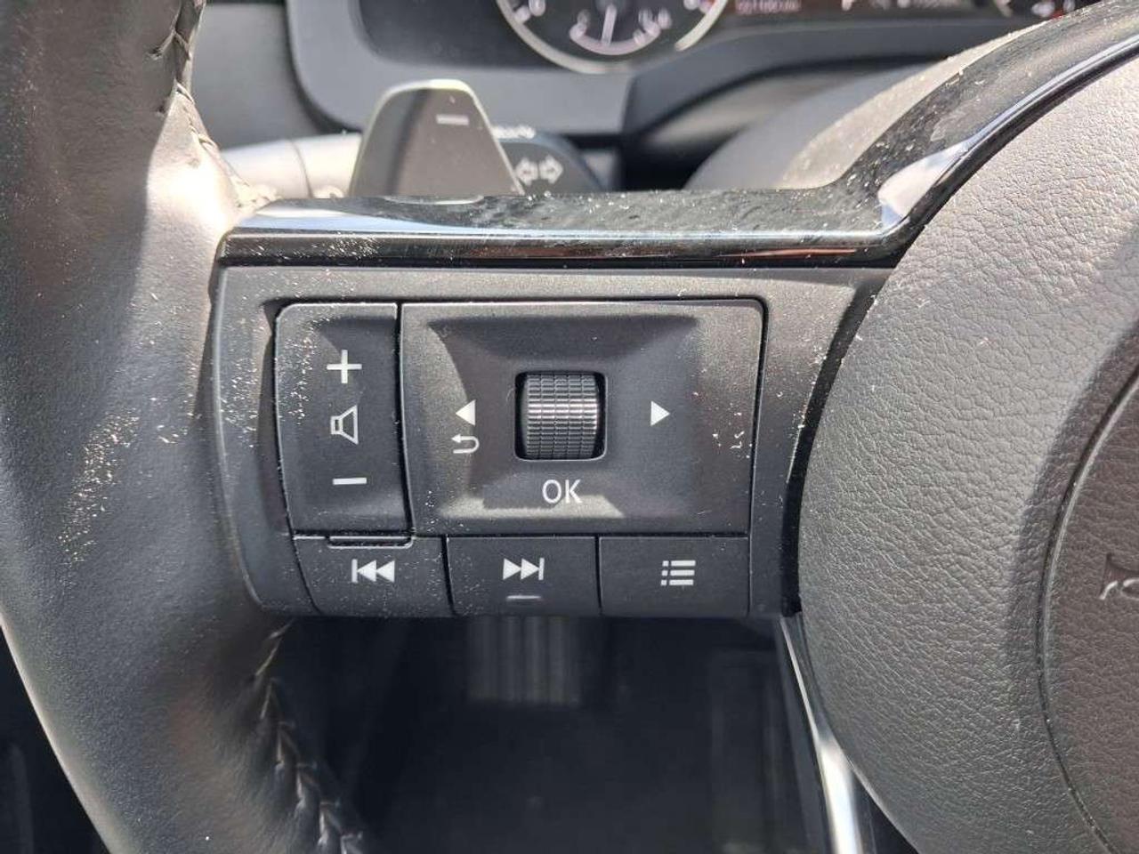2023 Nissan Pathfinder S 4WD Photo