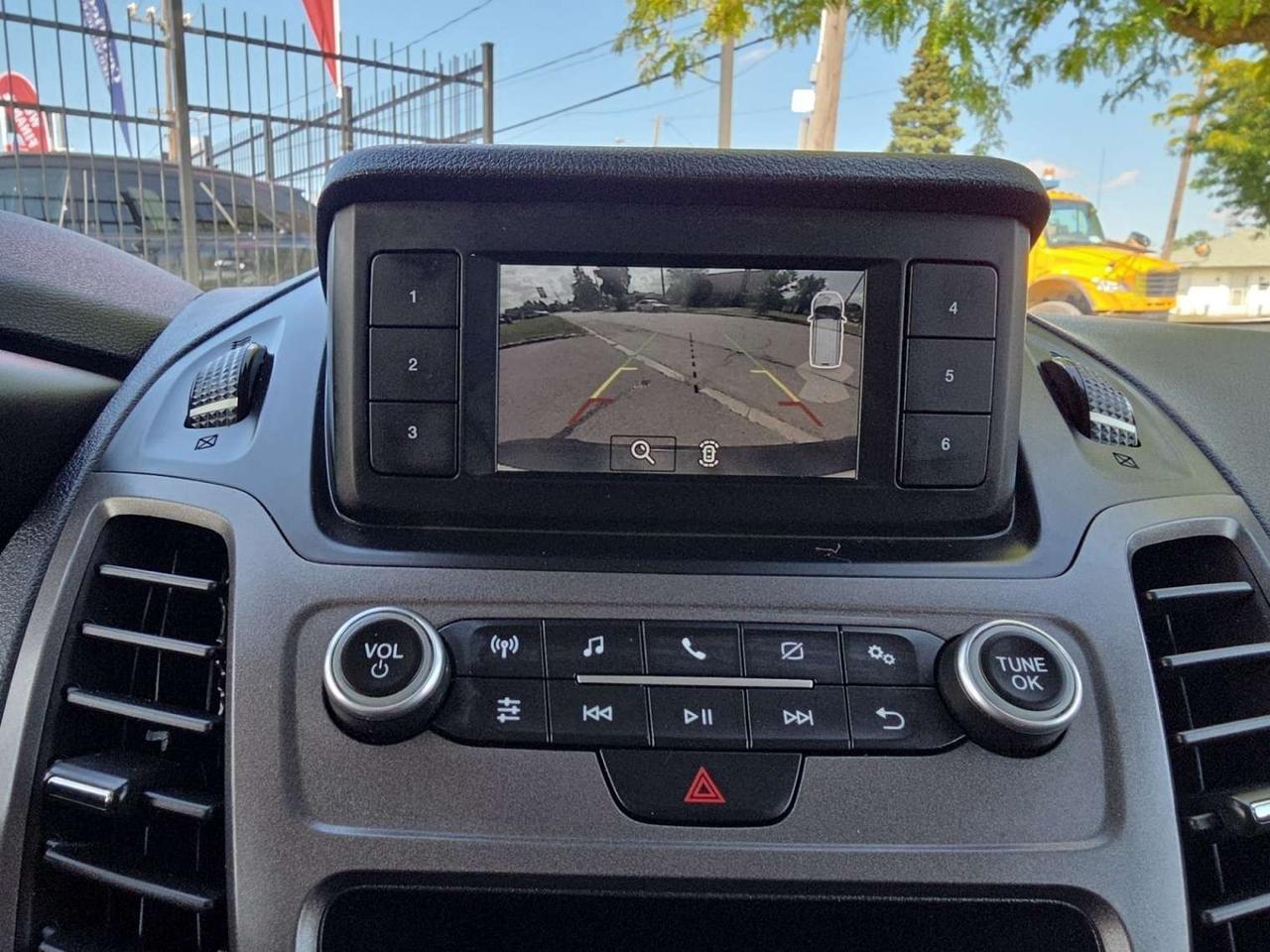 2019 Ford Transit Connect XL w/Dual Sliding Doors * SHELVES / CAMERA / FULL SERVICE HISTORY Photo