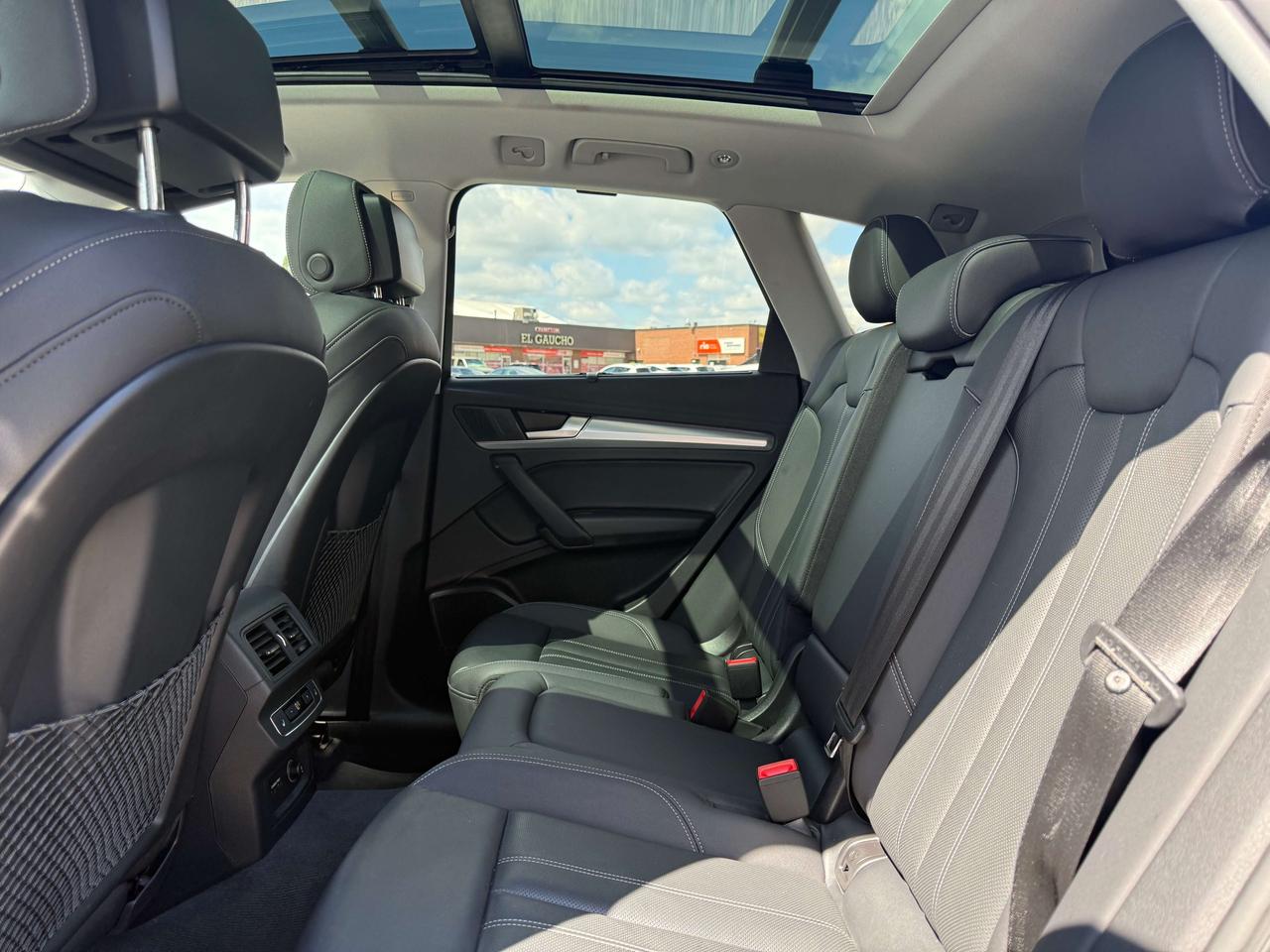 2022 Audi Q5 No Accidents l Technik l Quattro l 1 Owner l AWD Photo