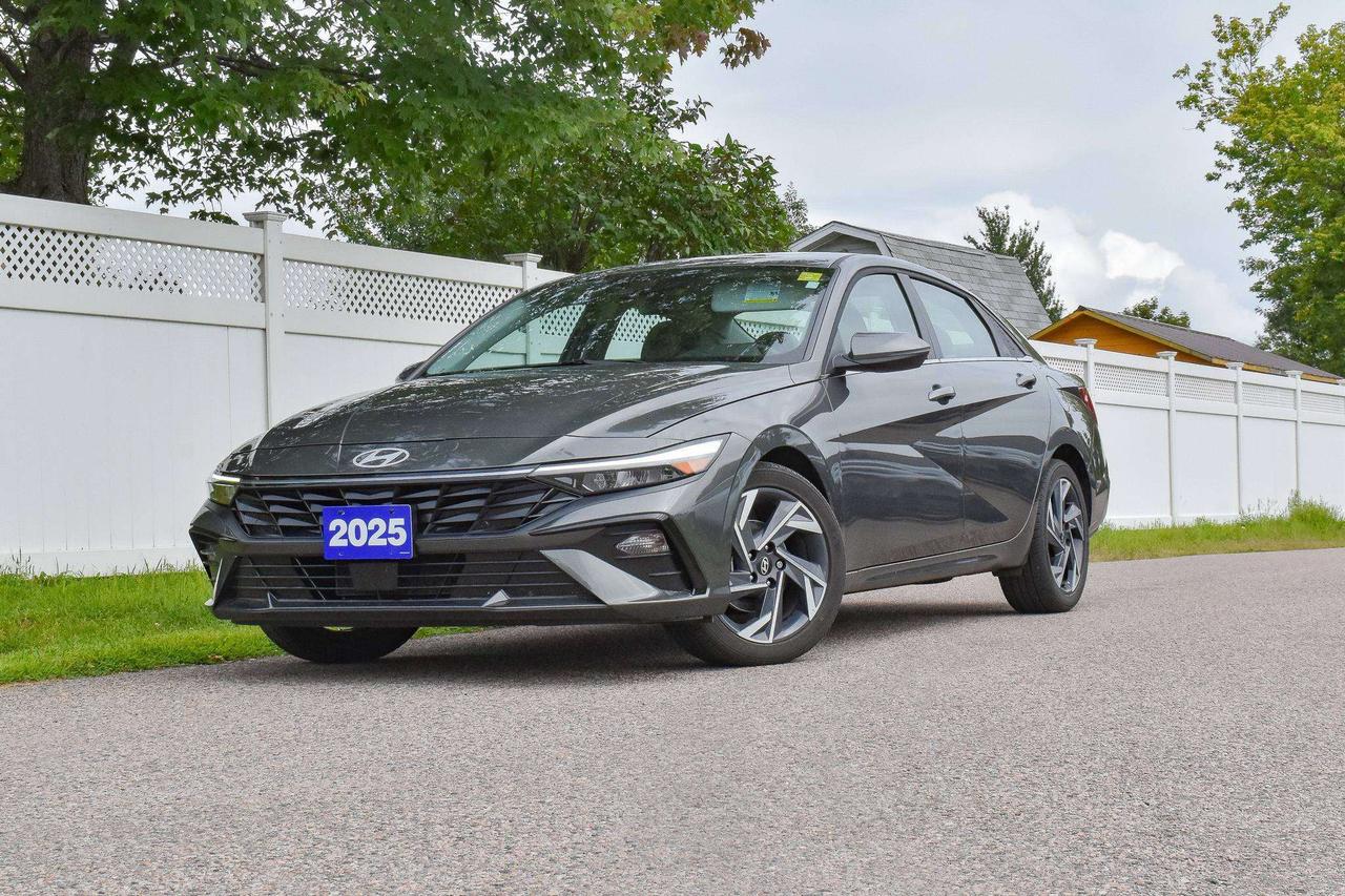 2025 Hyundai Elantra Luxury Photo